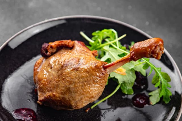 Gdzie zjeść w Ciechocinku - najlepsze restauracje i smaki, które musisz spróbować Gdzie zjeść w Ciechocinku - najlepsze restauracje i smaki, które musisz spróbować