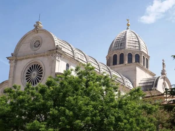 Szybenik atrakcje, które zaskoczą każdego turystę w Chorwacji Szybenik atrakcje, które zaskoczą każdego turystę w Chorwacji